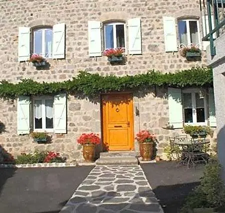 Les D'hôtes Le Triskèle Bed & Breakfast 3*